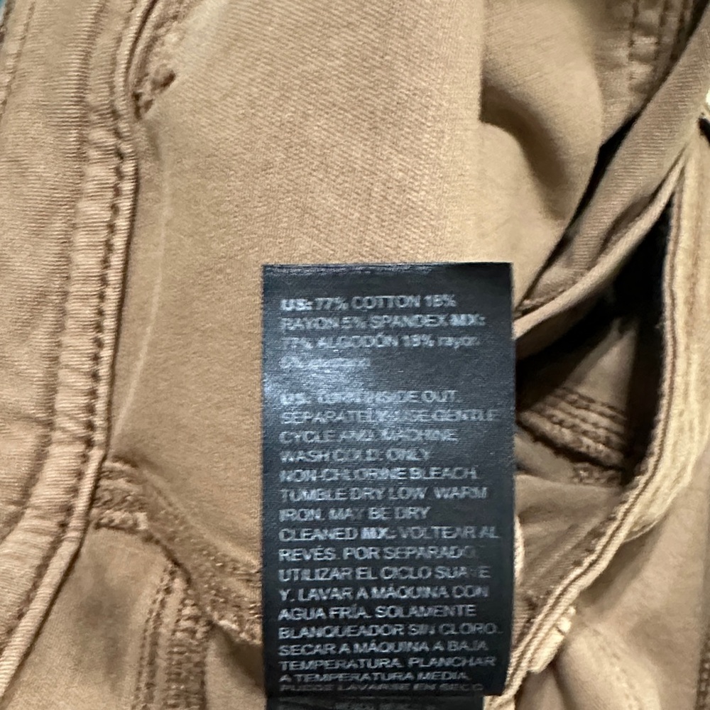 NWT White House Black Market Pret-A-Pedi Tan Cropped Pants 12 - Picture 10 of 10